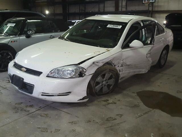 2G1WT55N179305860 - 2007 CHEVROLET IMPALA LT WHITE photo 2