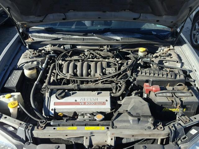 JN1CA31D51T823393 - 2001 NISSAN MAXIMA GXE SILVER photo 7