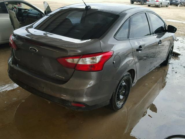 1FADP3E29EL419663 - 2014 FORD FOCUS S GRAY photo 4