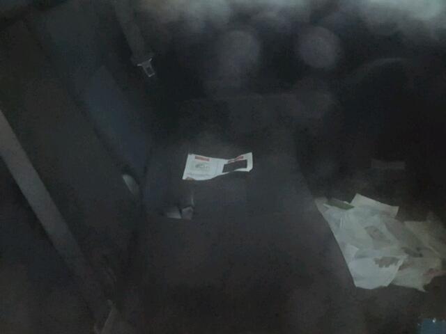 JTKDE177150004618 - 2005 TOYOTA SCION TC 银色 照片 6