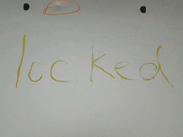 JTKDE177150004618 - 2005 TOYOTA SCION TC 银色 照片 9