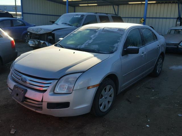 3FAHP06Z38R138119 - 2008 FORD FUSION S SILVER photo 2