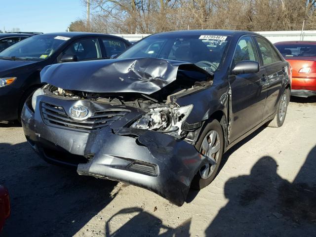 4T1BE46K89U811671 - 2009 TOYOTA CAMRY BASE GRAY photo 2