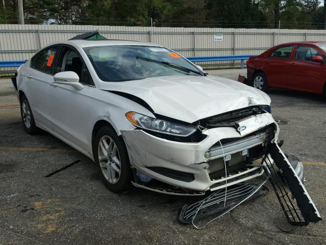 3FA6P0H7XGR140760 - 2016 FORD FUSION SE WHITE photo 1