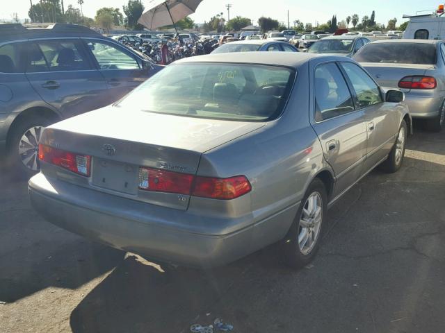 JT2BF28K310299924 - 2001 TOYOTA CAMRY LE GRAY photo 4