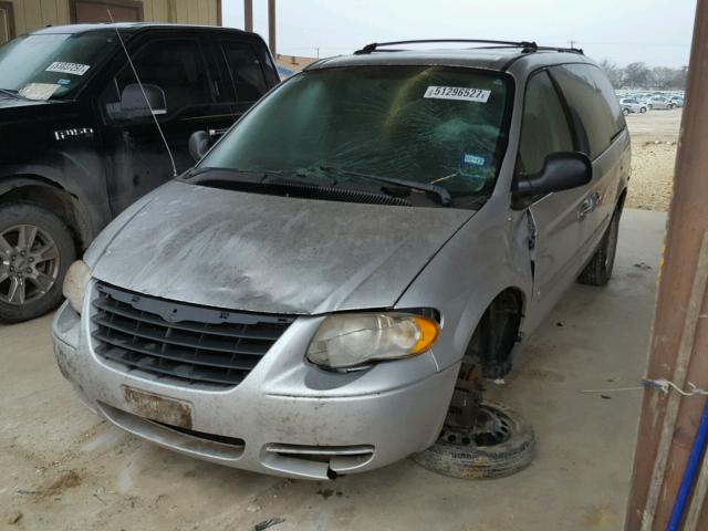 2A4GP44R96R742173 - 2006 CHRYSLER TOWN & COU Boz foto 2