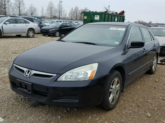 1HGCM56306A106758 - 2006 HONDA ACCORD SE BLACK photo 2