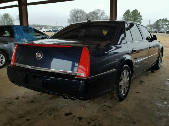 1G6KD57Y96U157097 - 2006 CADILLAC DTS BLUE photo 4