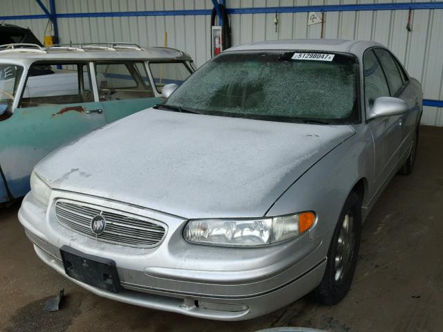 2G4WB55K021278587 - 2002 BUICK REGAL LS 银色 照片 2
