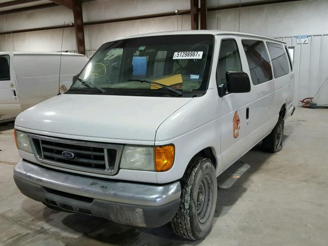 1FDSS31L37DA36003 - 2007 FORD ECONOLINE WHITE photo 2