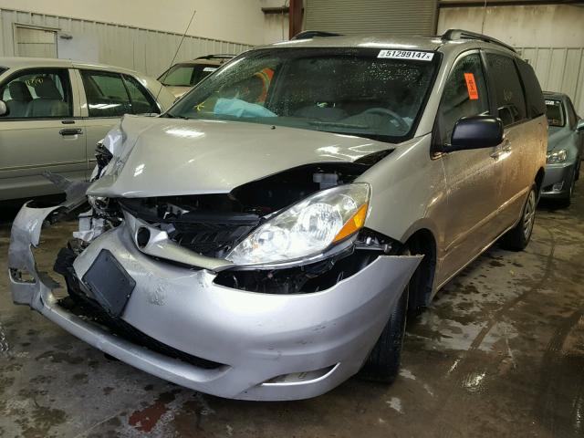 5TDKK4CC1AS301813 - 2010 TOYOTA SIENNA CE SILVER photo 2