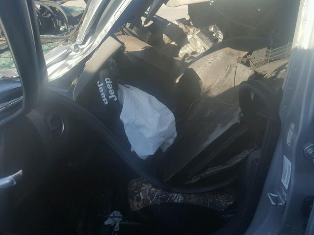 1J4NT4FB2AD578487 - 2010 JEEP COMPASS SP SILVER photo 5