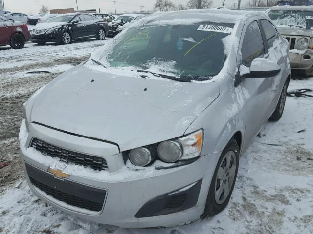 1G1JA5SH2G4180112 - 2016 CHEVROLET SONIC LS 银色 照片 2