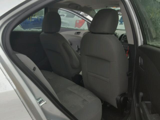 1G1JA5SH2G4180112 - 2016 CHEVROLET SONIC LS 银色 照片 6