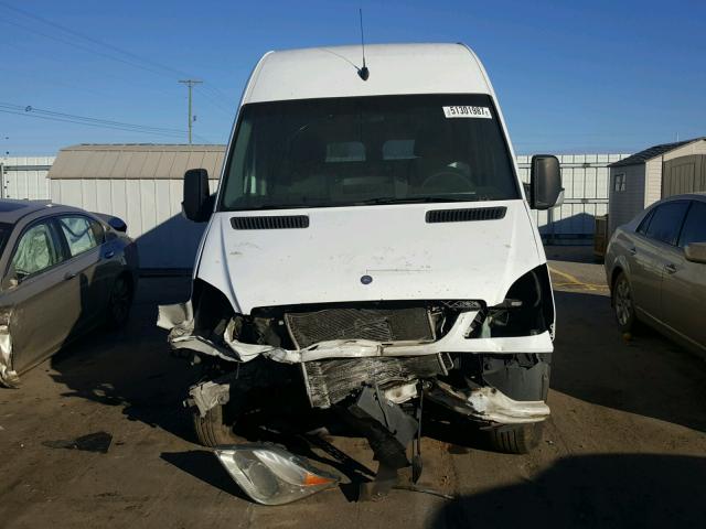 WD3PE8CC9A5489503 - 2010 MERCEDES-BENZ SPRINTER 2 WHITE photo 9