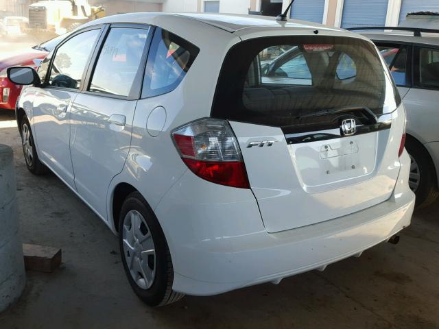 JHMGE8H31CC028646 - 2012 HONDA FIT WHITE photo 3