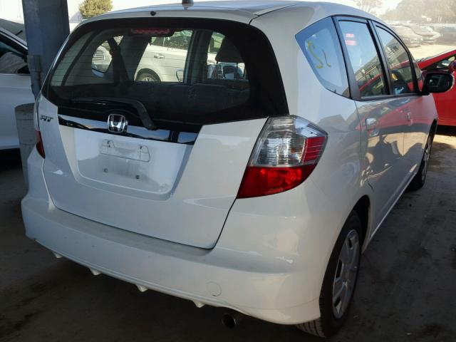 JHMGE8H31CC028646 - 2012 HONDA FIT WHITE photo 4