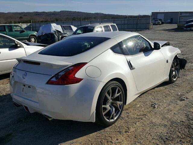 JN1AZ4EH2HM955194 - 2017 NISSAN 370Z BASE WHITE photo 4