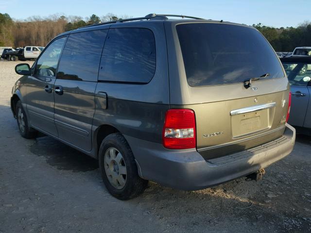 KNDUP131836359864 - 2003 KIA SEDONA EX GRAY photo 3