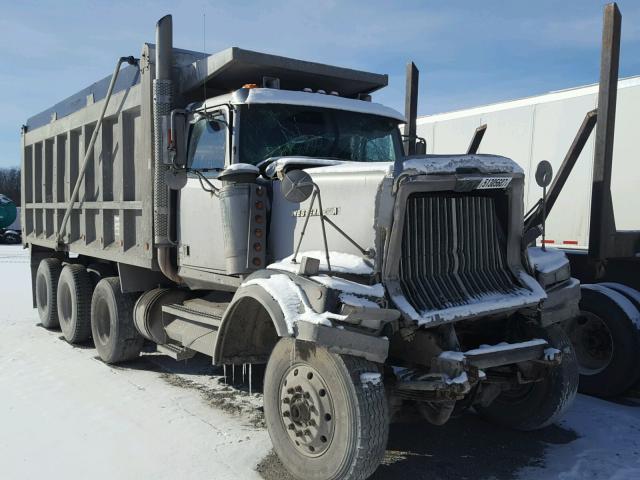 2WLECDCJXYK963066 - 2000 WESTERN STAR/AUTO CAR CONVENTION SILVER photo 1