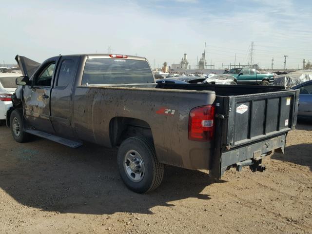 1GCHC29KX8E144180 - 2008 CHEVROLET SILVERADO CHARCOAL photo 3