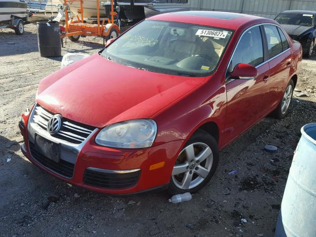 3VWRM71K08M075033 - 2008 VOLKSWAGEN JETTA SE RED photo 2