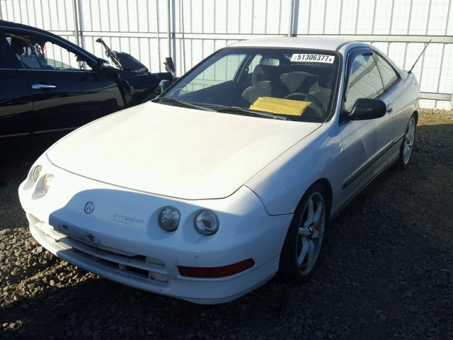 JH4DC4345TS021528 - 1996 ACURA INTEGRA RS WHITE photo 2