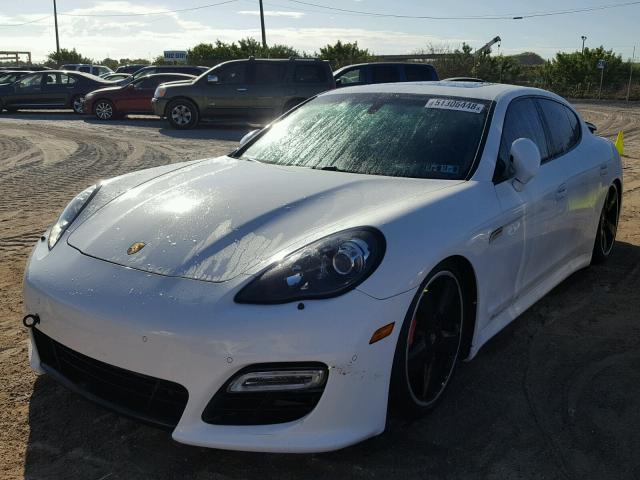 WP0AF2A77DL075454 - 2013 PORSCHE PANAMERA G WHITE photo 2