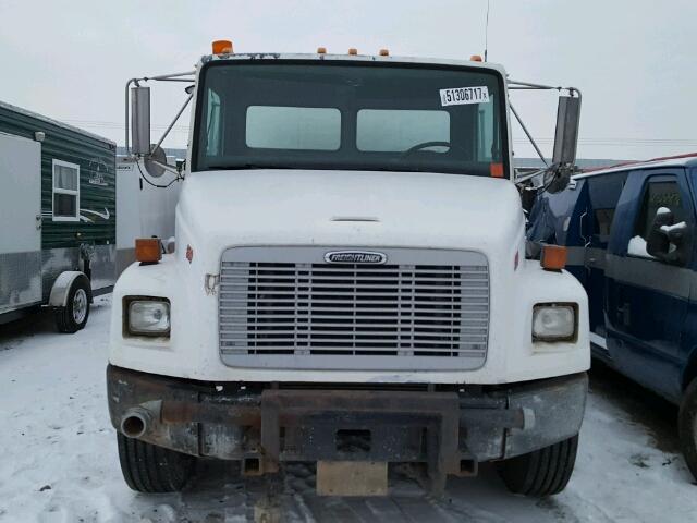 1FVHBXAK11HH88447 - 2001 FREIGHTLINER MEDIUM CON WHITE photo 9