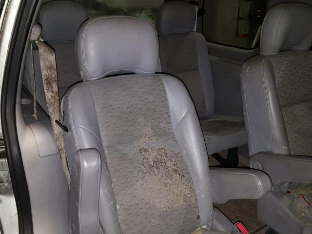 1GNDV33148D207849 - 2008 CHEVROLET UPLANDER L 银色 照片 6