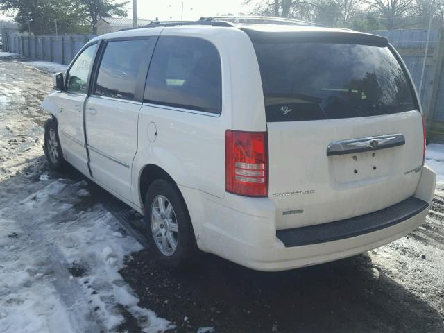 2A4RR5D18AR278854 - 2010 CHRYSLER TOWN & COU WHITE photo 5