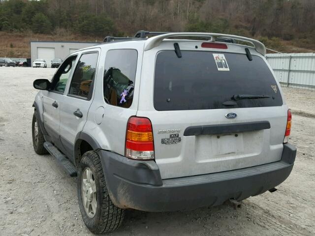 1FMYU04112KB63740 - 2002 FORD ESCAPE XLT SILVER photo 3