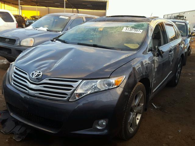 4T3BK3BB7AU033013 - 2010 TOYOTA VENZA BASE GRAY photo 2