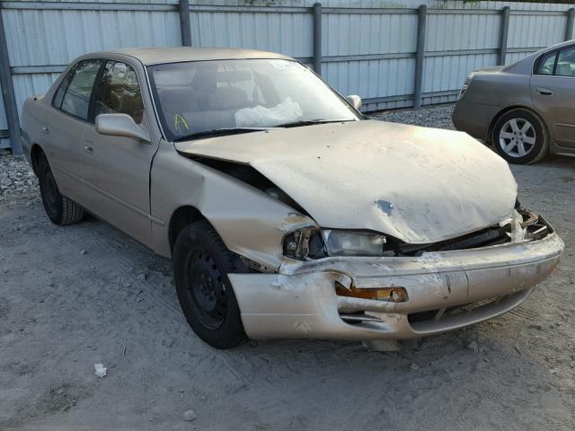 4T1GK12E7SU074935 - 1995 TOYOTA CAMRY LE GOLD photo 1