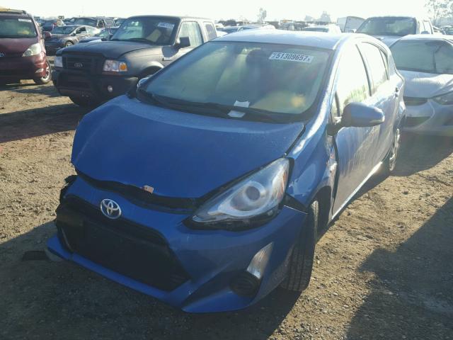 JTDKDTB34F1101874 - 2015 TOYOTA PRIUS C BLUE photo 2