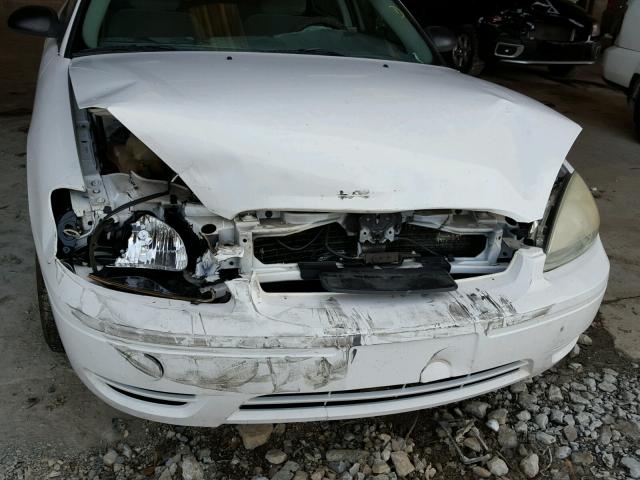 1FAFP53U37A116949 - 2007 FORD TAURUS SE WHITE photo 9