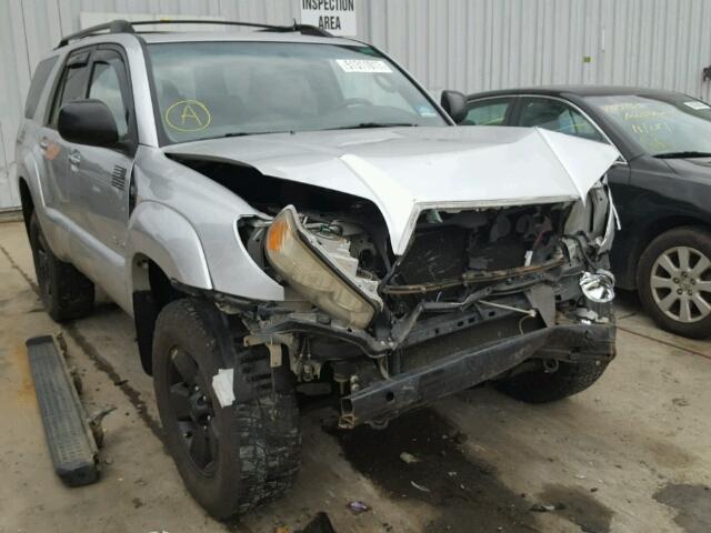 JTEBU14R868061047 - 2006 TOYOTA 4RUNNER SR SILVER photo 1