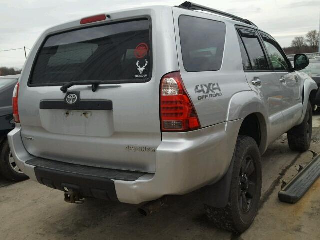 JTEBU14R868061047 - 2006 TOYOTA 4RUNNER SR SILVER photo 4