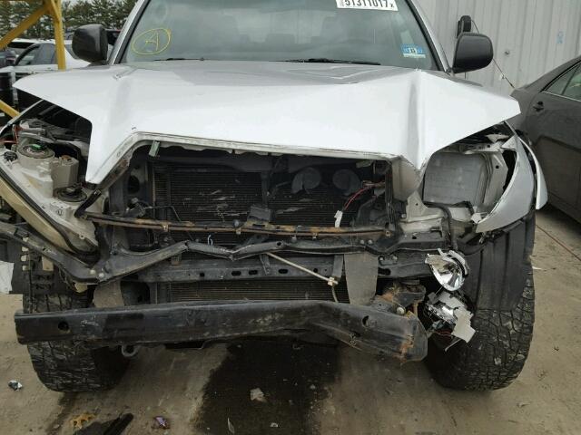 JTEBU14R868061047 - 2006 TOYOTA 4RUNNER SR SILVER photo 9