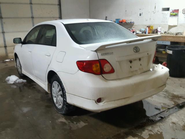 1NXBU40E49Z147195 - 2009 TOYOTA COROLLA BA WHITE photo 3