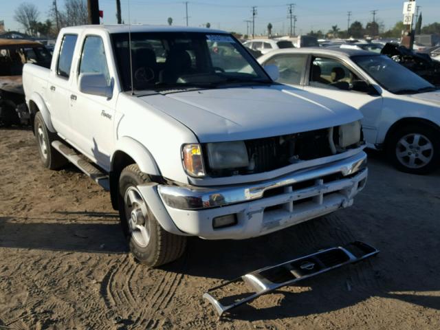 1N6ED27T0YC397111 - 2000 NISSAN FRONTIER C WHITE photo 1