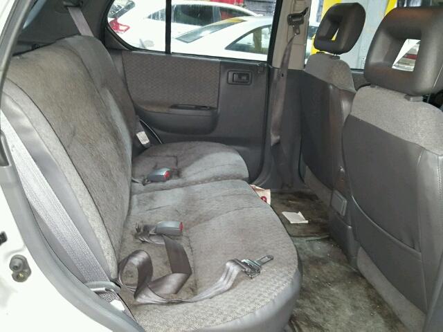 4S6CM58W6X4400089 - 1999 HONDA PASSPORT E 银色 照片 6