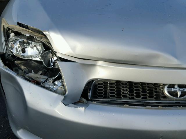 JTKDE167560072939 - 2006 TOYOTA SCION TC 银色 照片 9