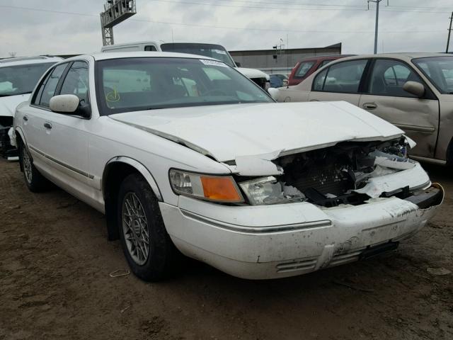 2MEFM74W62X640920 - 2002 MERCURY GRAND MARQ WHITE photo 1