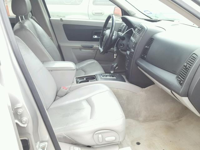 1GYEE637X60153748 - 2006 CADILLAC SRX SILVER photo 5