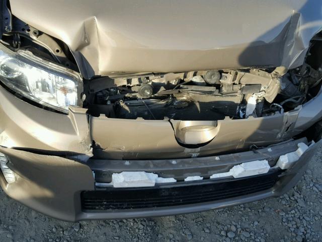 JTLZE4FE1FJ076949 - 2015 TOYOTA SCION XB TAN photo 9