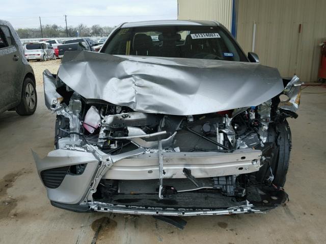 JTNB11HKXJ3021886 - 2018 TOYOTA CAMRY L SILVER photo 9