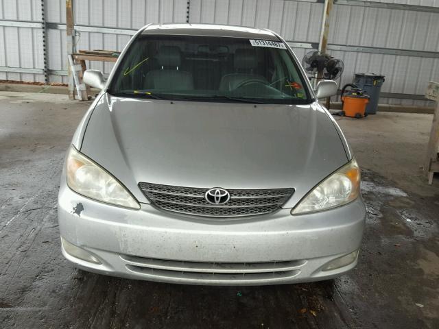 4T1BE30K93U675299 - 2003 TOYOTA CAMRY LE SILVER photo 9