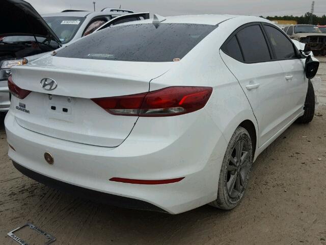 5NPD84LF0HH189636 - 2017 HYUNDAI ELANTRA SE WHITE photo 4