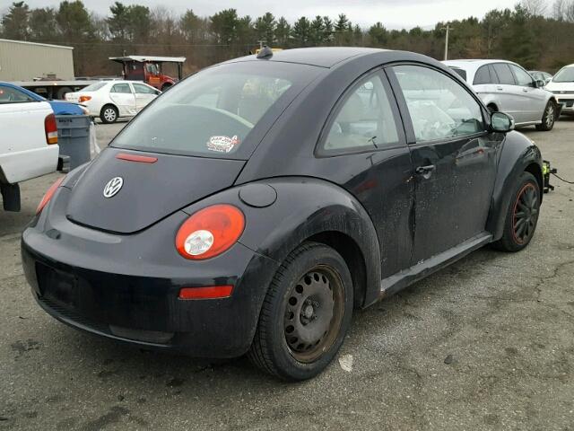 3VWEG31C67M508716 - 2007 VOLKSWAGEN NEW BEETLE BLACK photo 4